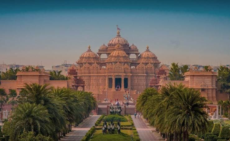 Delhi travel